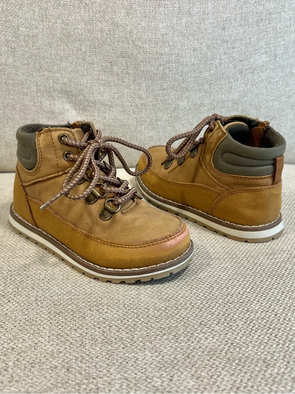 The Children’s Place Size 9 Toddler Hiking Boots Tan Brown GUC